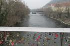 Ljubavni Lokoti (Simboli Ljubavi) Na Mostu Preko Rijeke Mure U Grazu