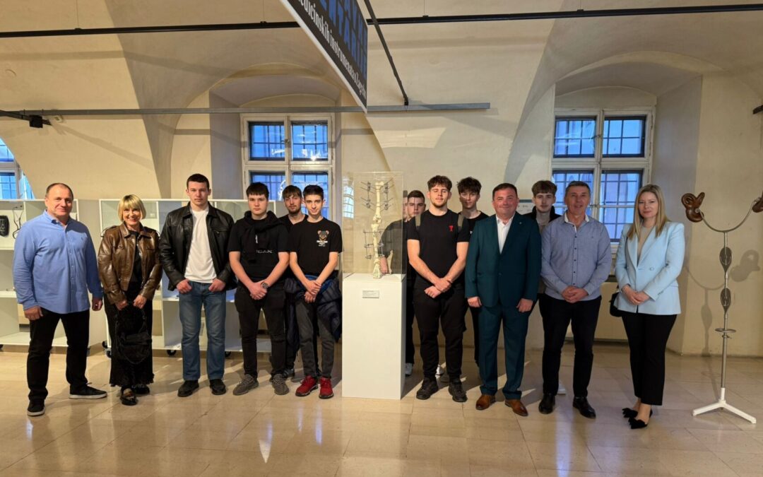 Na izložbi “Od Jakoba Hlavke do Instrumentarije: 130 godina proizvodnje medicinskih instrumenata u Zagrebu”