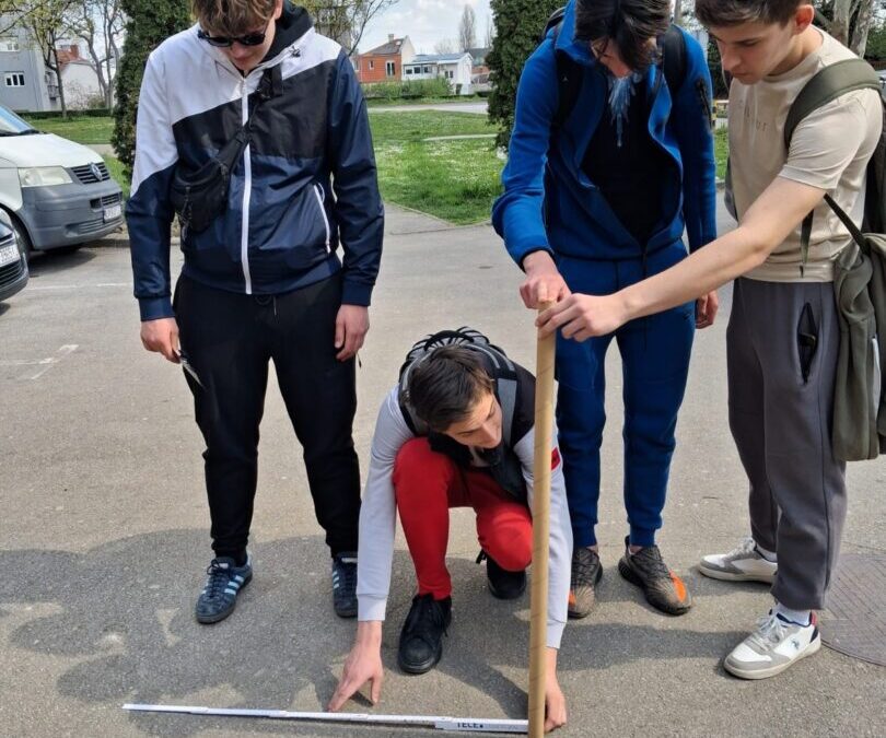 Naši učenici u Eratostenovom eksperimentu